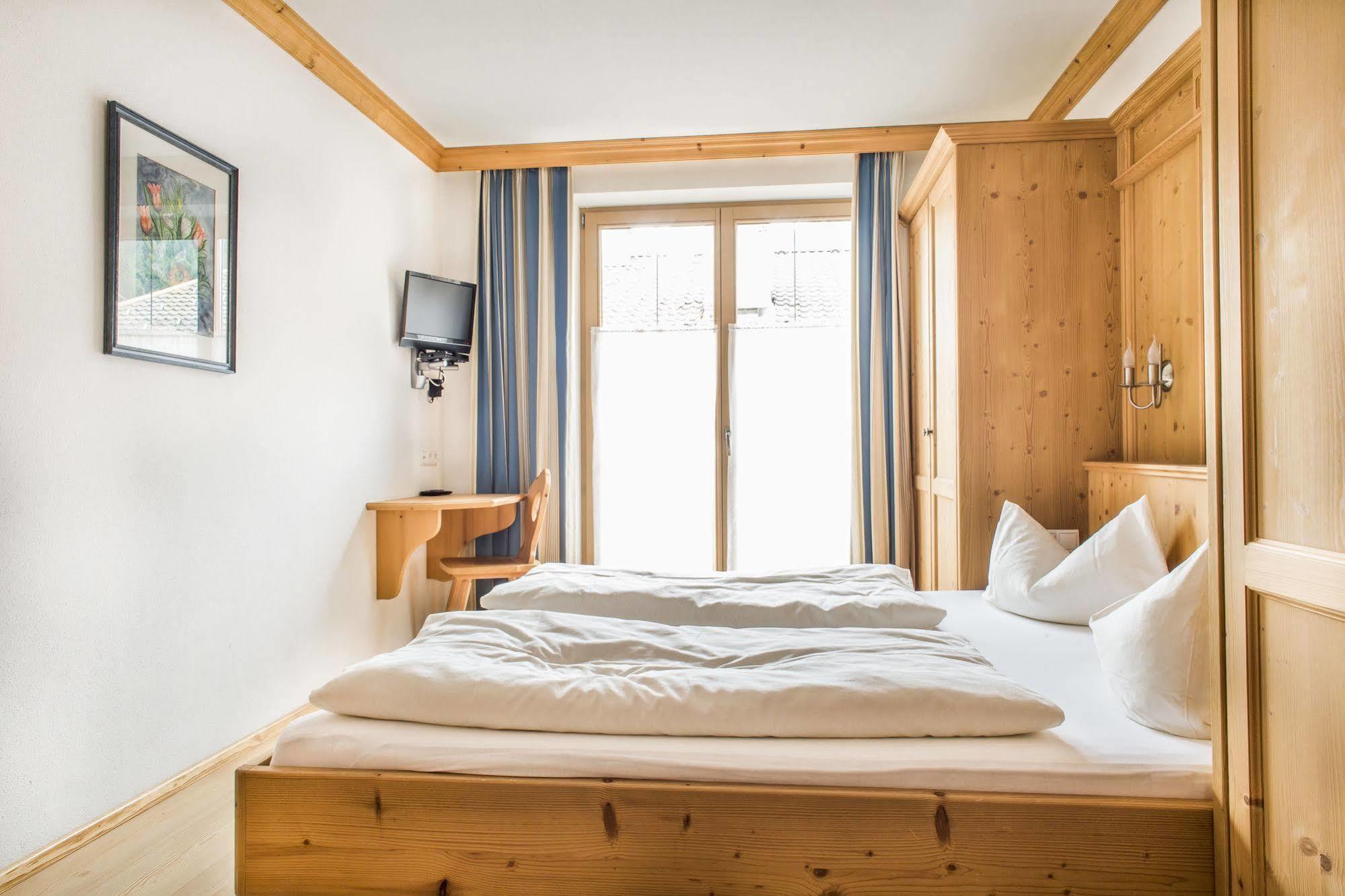 Das Gaestehaus Schneider Am Dorfplatz Alpbach Kültér fotó