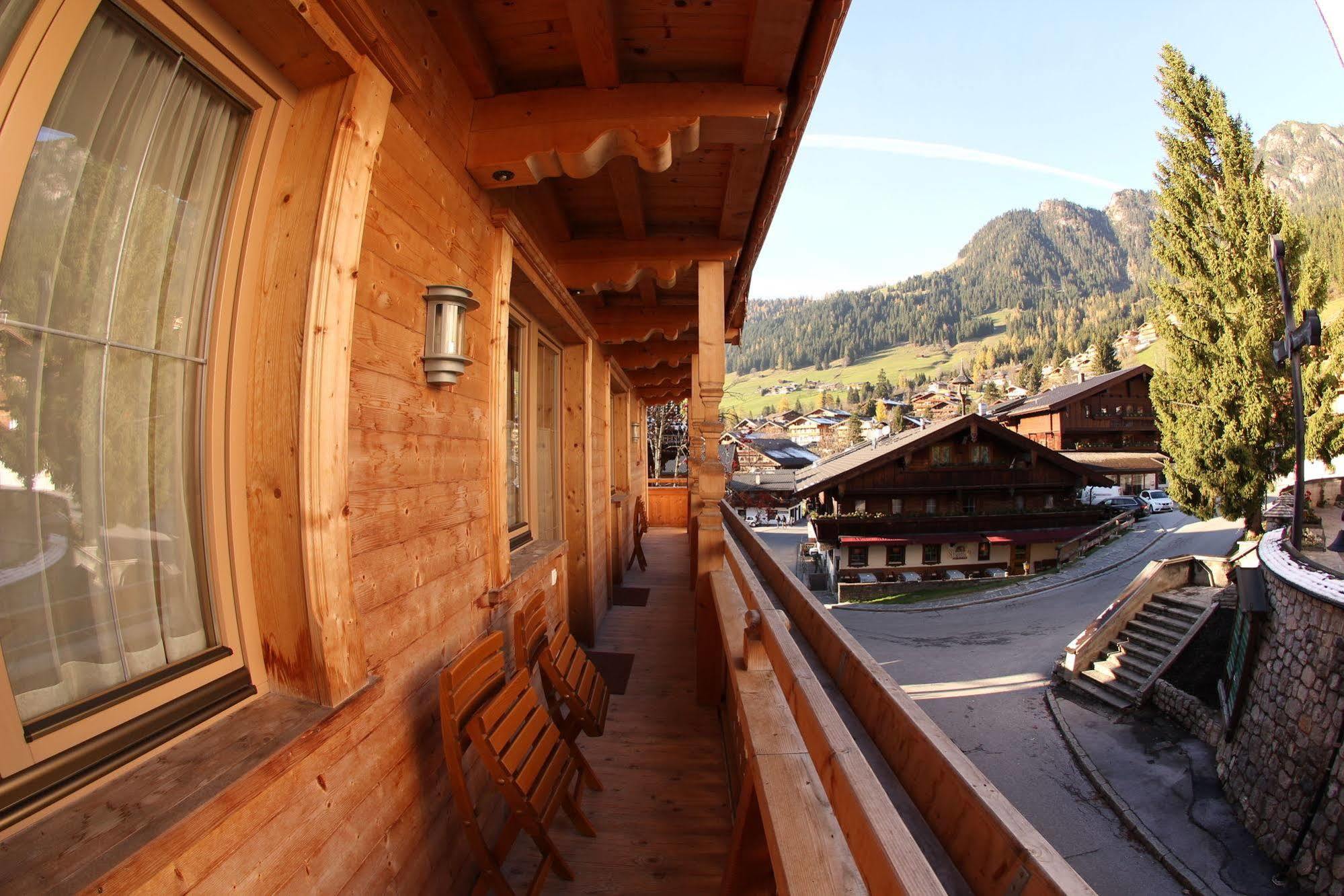 Das Gaestehaus Schneider Am Dorfplatz Alpbach Kültér fotó