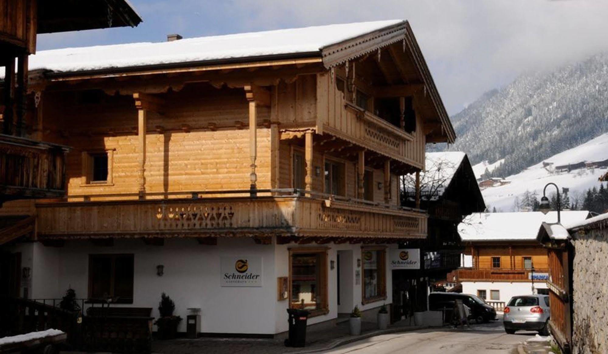 Das Gaestehaus Schneider Am Dorfplatz Alpbach Kültér fotó