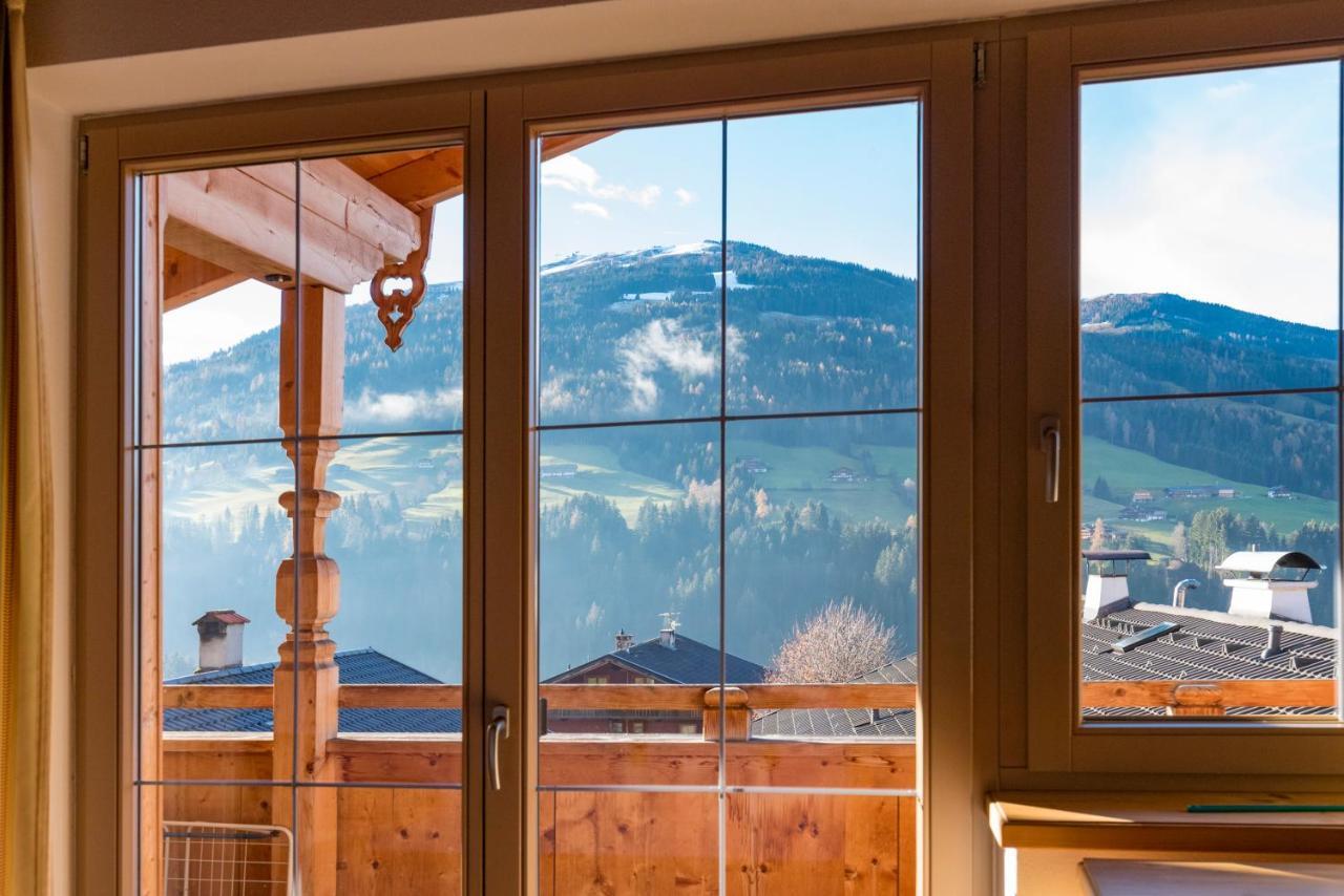 Das Gaestehaus Schneider Am Dorfplatz Alpbach Kültér fotó