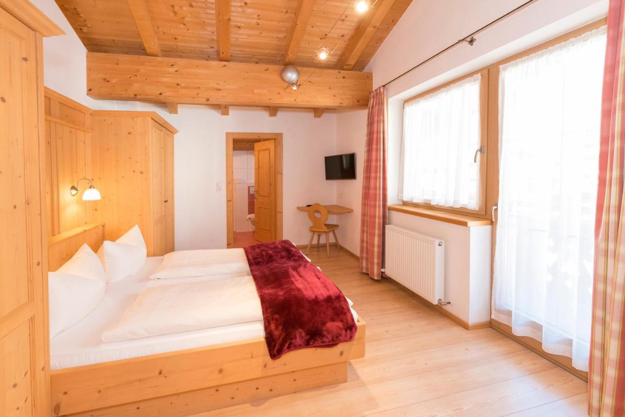 Das Gaestehaus Schneider Am Dorfplatz Alpbach Kültér fotó